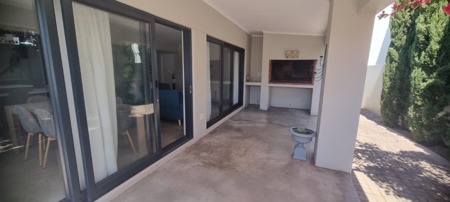 3 Bedroom Property for Sale in Calypso Beach Western Cape